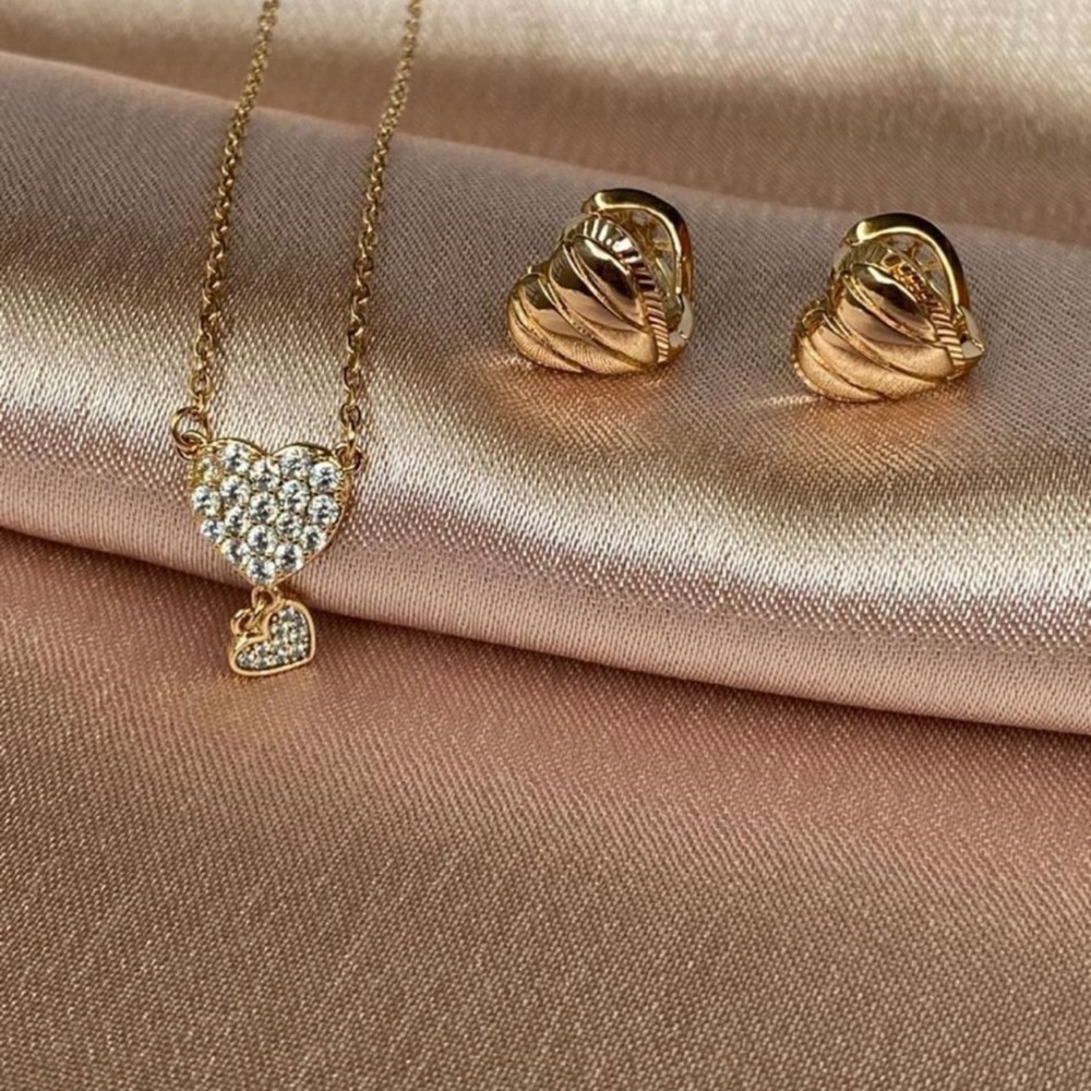 Gold filled necklace and earrings new